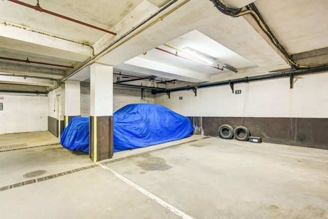 Parking/garage for sale in Montrose Court, Princes Gate SW7, South Kensington,