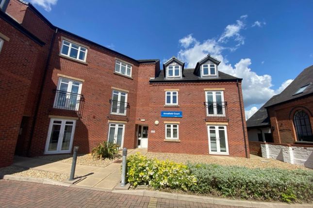 Flat to rent in Annafield Court, Tipton Street, Sedgley, Dudley