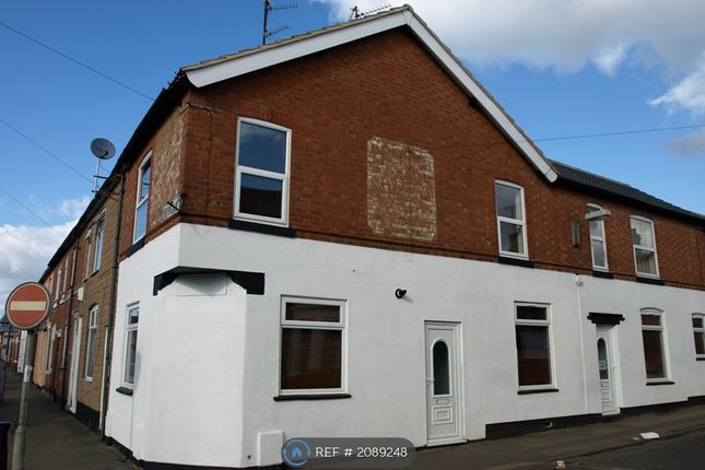 Flat to rent in Mill Road, Kettering