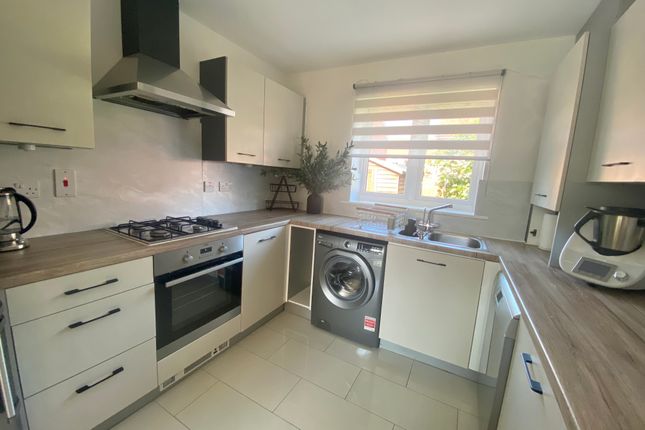 11, South Ockendon photo 5