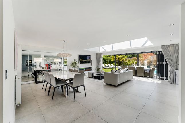 Living-Dining Kitchen