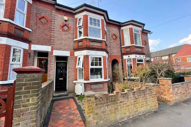 Thumbnail Terraced house to rent in Clifton Road, Dunstable