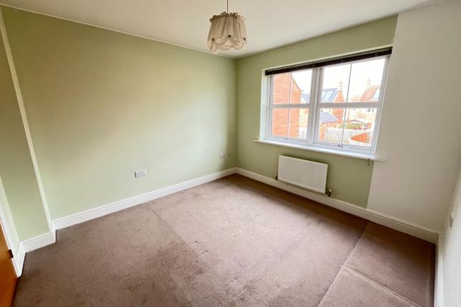 Terraced house for sale in Pinfold Place, Thirsk