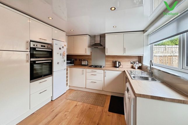 52, Hamsterley Drive, Crook photo 2