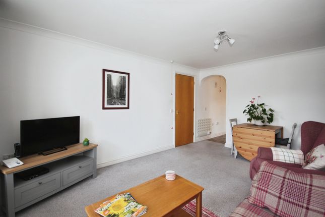 Flat 26, Oakfield House, Binswood Avenue, Leamington Spa photo 3