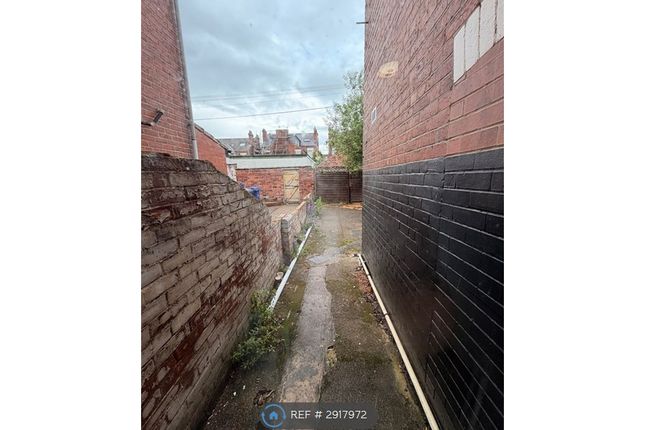 Baxter Avenue, Doncaster photo 4