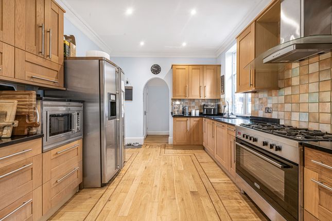 11, Haydn Avenue, Purley photo 4