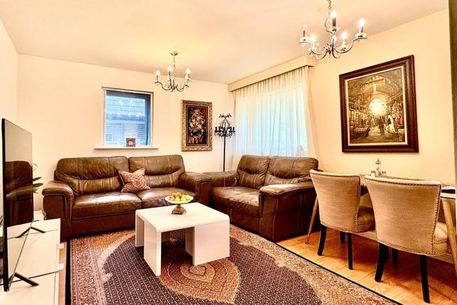 4 Hazelnut House, Squirrels Close, Swanley photo 2