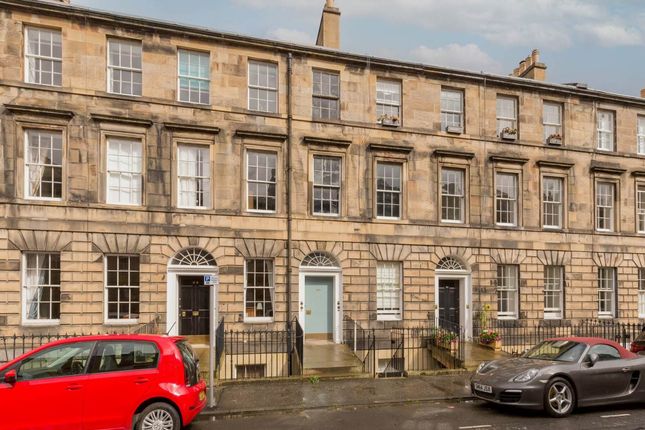 Thumbnail Flat to rent in Cumberland Street, New Town, Edinburgh