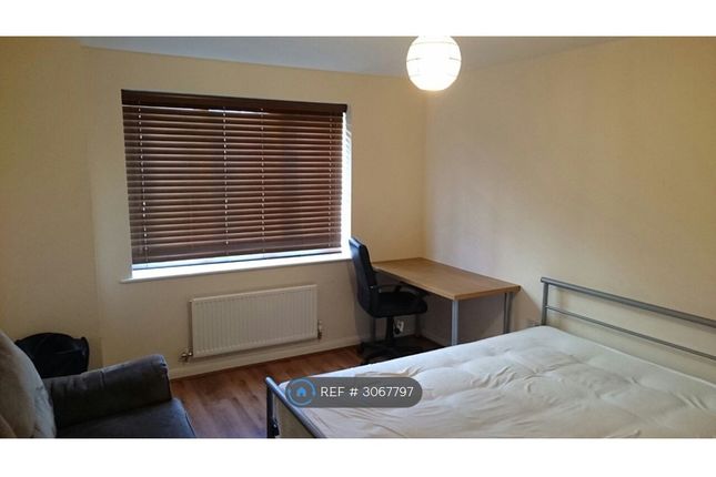 Poppleton Close, Coventry photo 3