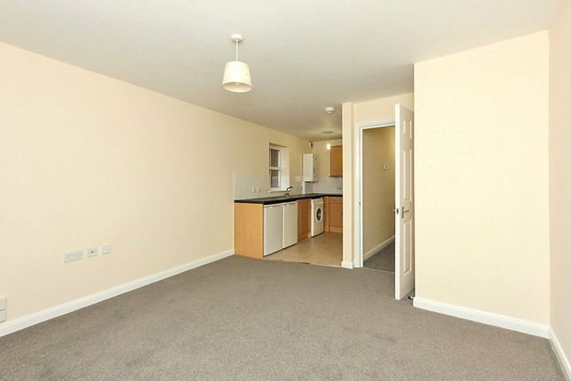 Flat 2, 3, Tonge Road, Sittingbourne photo 5