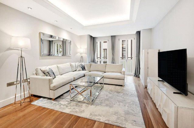 Flat 1.5, 10, Lancelot Place, London photo 2
