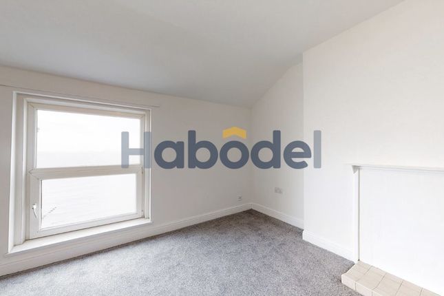 Flat 8, Grosvenor House, Bridlington photo 3
