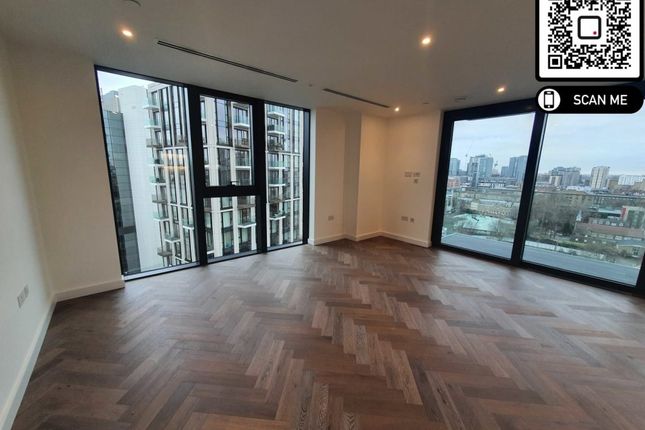 Thumbnail Flat to rent in Gauging Square, Wapping