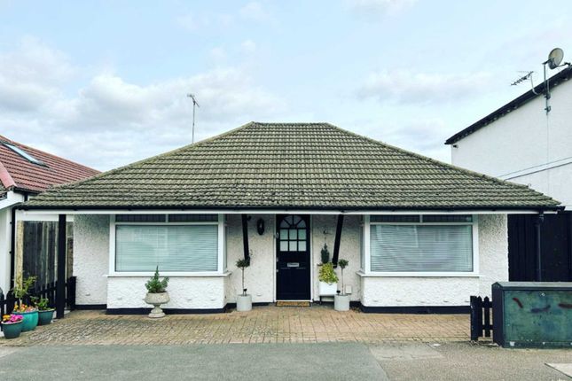 Thumbnail Detached house to rent in Stones Road, Epsom