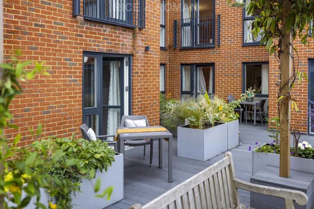 Flat for sale in Holly Place, Cobham