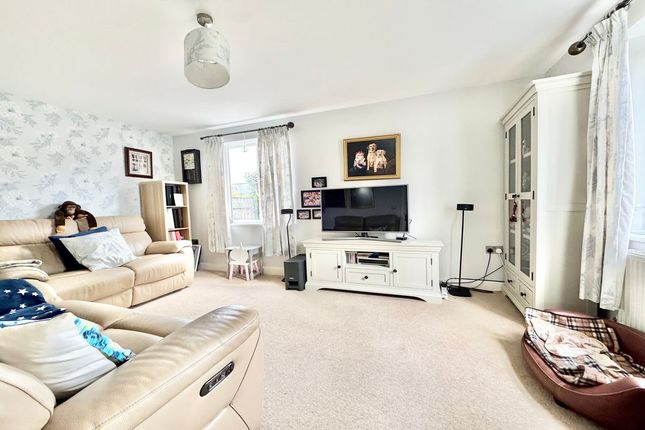 10, Blackburn Way, Weston-Super-Mare photo 3