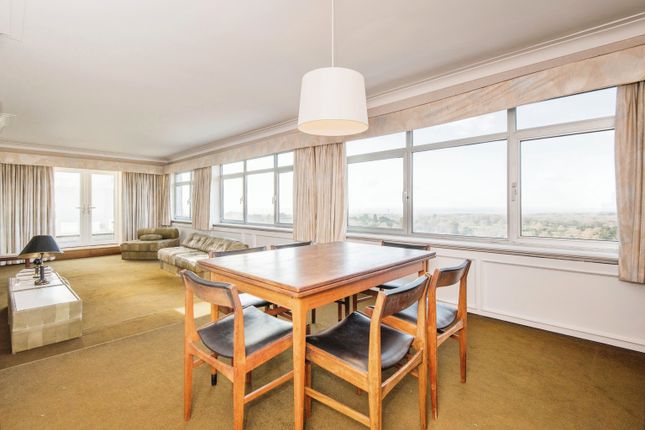 Flat for sale in Brampton Tower, Bassett Avenue, Southampton, Hampshire