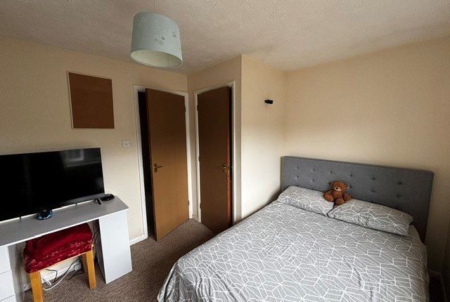 13, Hawthorn Close, Cullompton photo 5