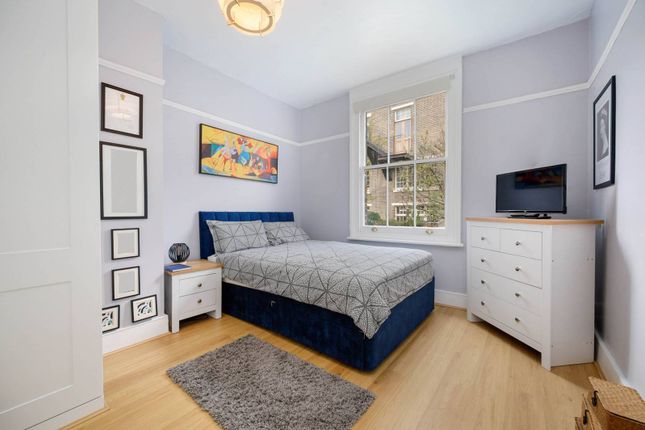 Thumbnail Flat for sale in Handforth Road, Oval, London
