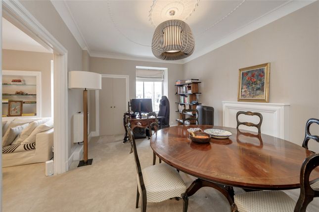 Flat 8, 3, Belgrave Place, London photo 4