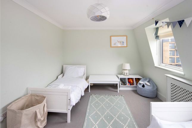 End terrace house for sale in Tredegar Road, Bow, London