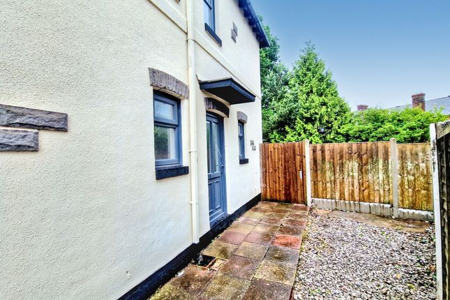 220 Littleton Road, Salford photo 2