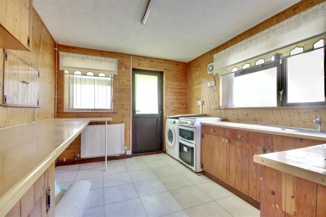 End terrace house to rent in Ramsdale Avenue, Havant