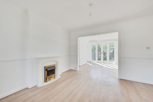 31, Thurleston Avenue, Morden photo 4