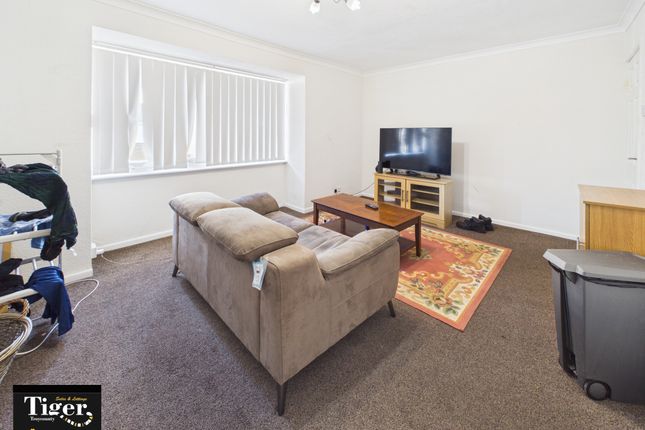 21 Clarence Court, Rawcliffe Street, Blackpool photo 3