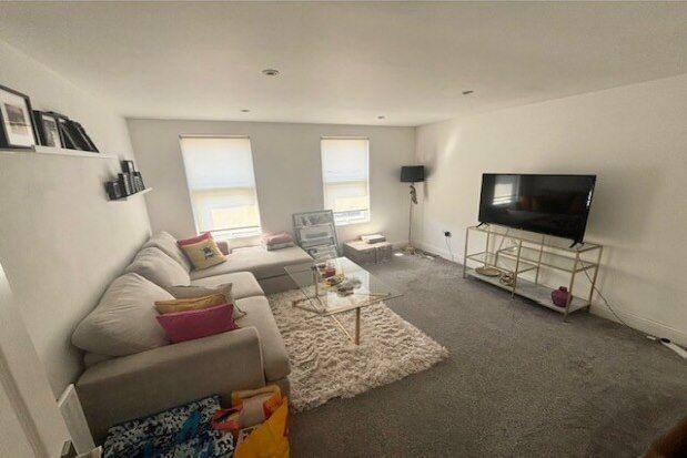 Thumbnail Flat to rent in George Lane, London