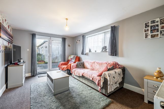 39, Rosebery Avenue, Boston photo 2