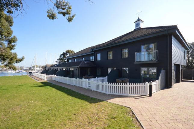 Thumbnail Flat to rent in The Salterns, Chichester Marina, Chichester