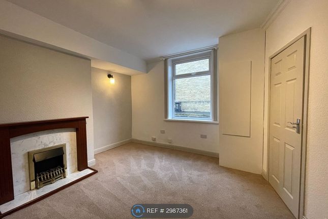 South Street, Brighouse photo 3