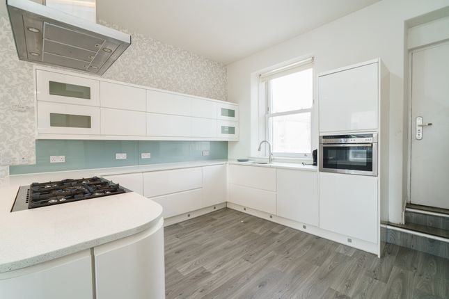 Thumbnail Maisonette to rent in Union Street, Aberdeen