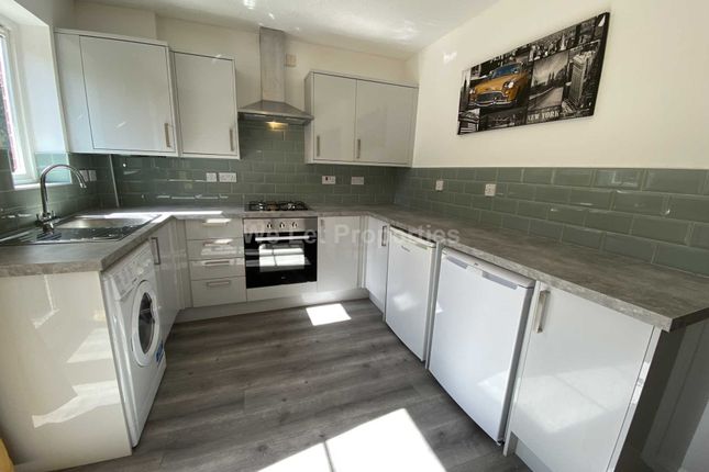 2-bed house on 88, Linen Court, Salford, £1,250/mo