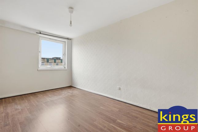 Flat 22, Longman House, Mace Street, London photo 2