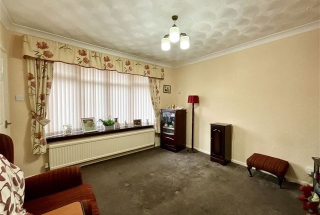 46, Daresbury Road, Sheffield photo 4