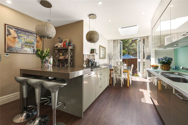 32, Ormonde Gate, London photo 4