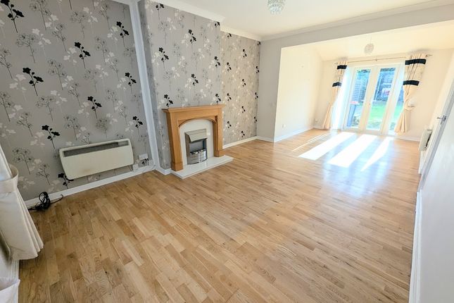 13, Ashfield Drive, Dumfries photo 4