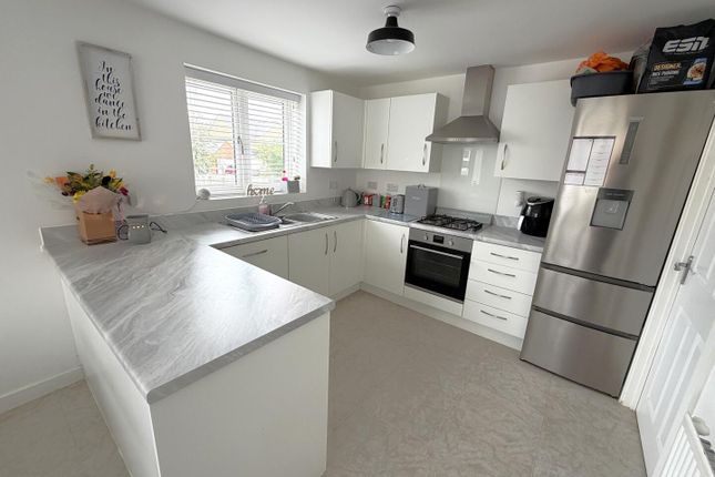 79, Silvester Road, Corby photo 4