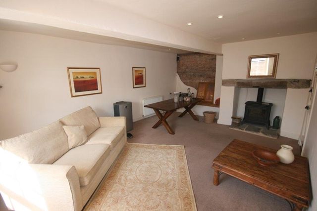 Forest End, 42A Fore Street Devon, Topsham photo 2
