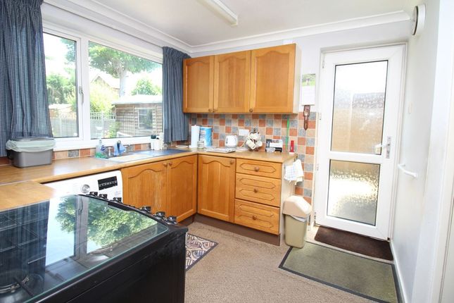 3, Fellowes Way, Tonbridge photo 4