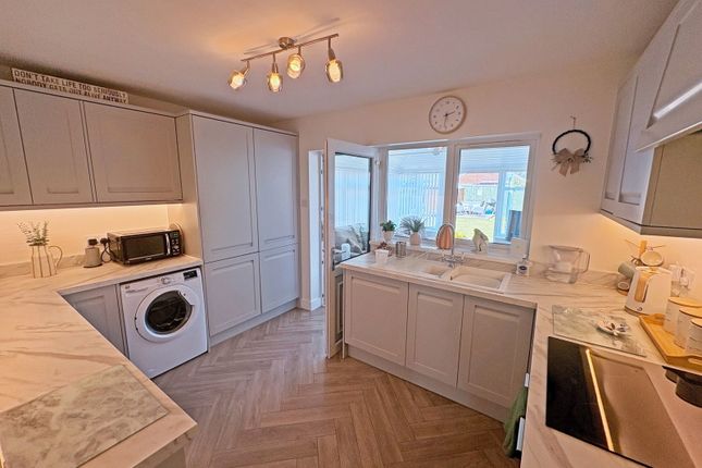 25, Hall Lane, Skegness photo 3