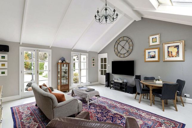 Rase Hill Cottage, Rasehill Close, Rickmansworth photo 4