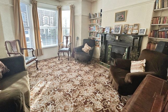 8 Broad Street, Port Talbot photo 2