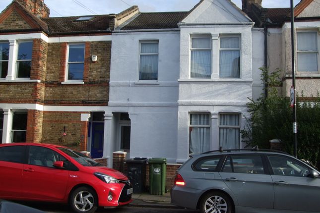 Thumbnail Room to rent in Arica Road, London