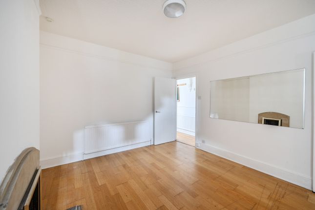 31, Ashton Road, Luton photo 4