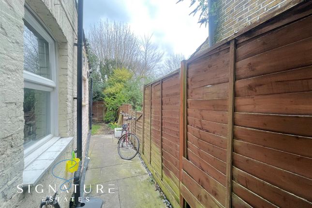 Terraced house for sale in Shaftesbury Road, Watford