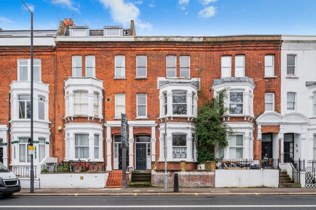Thumbnail Terraced house for sale in Fulham Palace Road, London